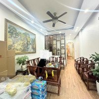 Bán Nhà Phân Lô, Ô Tô Tránh Đỗ Phố Trần Quốc Hoàn - Cầu Giấy - Hà Nội