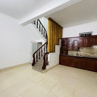 Bán Căn Nhà Nam Từ Liêm Oto Đỗ Cửa Nhà Dân Xây Vị Trí Đẹp Tầm Tiền Hiếm Có