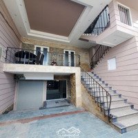 Chính Chủ Bán Nhà Phố An Dương Vương - View Sông Hồng, 180M², Mặt Tiền 7.5M, Phù Hợp Kinh Doanh