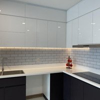 Hot! Cho Thuê 2 Phòng Ngủsunwah Pearl - View Đẹp Nhất - Lầu Cao. Ban Công 6 Cánh. Giá 46 Triệu/Th