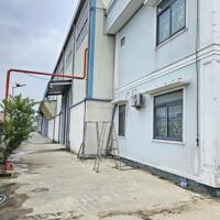 Nhà xưởng trong cụm KCN Hoàng Gia,Đức Hòa tổng dt 5000m2 giá 40 tỷ