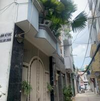 Cho thuê nhà Bùi Đình Túy, P.12, 4x12m, 1 trệt, 2 lầu, 1pk, 2pn,3wc, ban công, 14tr