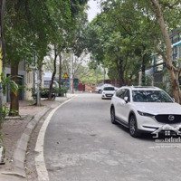 Bán Đất Phân Lô Đỗ Nhuận Vỉa Hè Ô Tô Tránh Hàng Xóm Ngoại Giao Đoàn Sát Công Viên Hòa Bình.