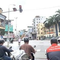Cho thuê toà nhà quanh trung tâm MT: 9m DT: 170m2 nhà nhiều tầng.