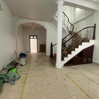 Cho Thuê Nhà Dịch Vọng,Diện Tích98,6M, Xd 70M2, 5 Tầng,Mặt Tiền6M, Ô Tô Đỗ