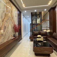 Cc Bán Gấp Nhà Phố Nguyễn An Ninhdiện Tích55M2 -5 Tầng Giá Chỉ 13,4 Tỷ Ngõ Rộng