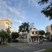 Góc 3Mt Chính Hữu - Sát Trung Tâm Tài Chính Đà Nẵng - Ngang 7M. Gía 2X Tỷ