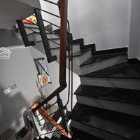 Bán Nhàhẽm Xe Hơiđường Hòa Hảo,Q10. Kc 3 Tầng Nhà Mới Chỉ Nhỉnh 6T