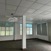 Cho Thuê Toà Nhà Ngang 8,5M Tại Phan Văn Hân-Qbt. Trệt-3 Lầu. Giá 90 Triệu