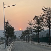 Tiêu Đề: Hàng Kín Centre Vilie Lk - Bt (Góc) Giá Cực Kỳ Tốt, Cam Kết Đầu Tư Chắc Thắng. Sổ Đỏ Sẵn
