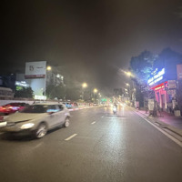 Bán Nhà Mặt Phố Nghi Tàm, 44 Tỷ, 76M2, 6 Phòng Ngủ 5 Vệ Sinh Đầy Đủ Tiện Nghi