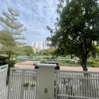 Cho Thuê Biệt Thự Dt: 7.5X20M2 Giá Tốt, Nhà Đẹp, View Hồ Kdc Himlam Quận 7 Giá: 55 Triệu Liên Hệ: 0908935765