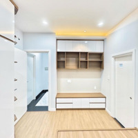 Gần Sân Bay-Nhà Đẹp Ở Ngay-Tặng Nội Thất-74M2-4Tầng-Ngang Hơn 5M-Nở Hậu-Nguyễn Kiệm P3 Gv-Chỉ 6Tỷ6
