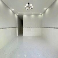 Cho thuê nhà trệt, nằm trục chính cách mạng tháng tám, giá dưới 10 triệu
