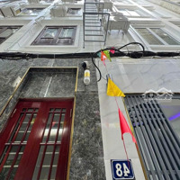 Bán Nhà Phố Chùa Láng- Khu Vip- 6 Tầng- 9 Ngủ Khép Kín- Doanh Thu 40 Tr/ Tháng