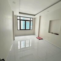 Nhà mới 3 tầng ô tô đỗ cửa, gần Nhà Thờ Tân Hương, 3.75 tỷ