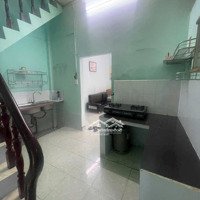 Cho Thuê Nhà Gần Ngã 5 - Sân Bay - Đường Số 2, P.3 Gò Vấp - Giá Chỉ 7, 5 Triệuiệu/2Pn