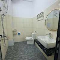 Cần Cho Thuê Nhàmặt Tiềngần Võ Văn Kiệt, Gân Câu Rồng, Quận Sơn Trà
03Tầng ,4 Phòng Ngủ
Nội Thất Như Ả