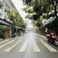 Liền Kề Khu Nhà Ở Thấp Tầng Hai Bà Trưng-Quan Chức Đại Gia Ở-4 Nàn Oto Tránh, Diện Tích: 100M+5Tầng+Mt 5,2M