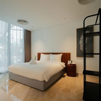 Chuyển Nhượng Căn Biệt Thự 318M2, Gần Biển, Có Hồ Bơi Riêng, Full Nội Thất, An Ninh 24/7