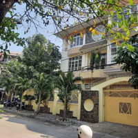 Cho Thuê Nhà Mặt Tiền Võ Oanh, Phường 25, Bình Thạnh, 3 Tầng, Sàn Trong Suốt