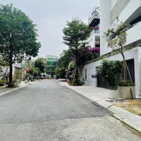 Góc 2Mt Đường 49 Và 50, Bình Trưng Đông, Quận 2. Giá Chỉ 95 Triệu/M2