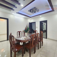 Cho Thuê Các Căn Biệt Thự Quận 2 Từ 200M2 Đến 500M2, Hồ Bơi, Nội Thất Giá Từ 40 Triệu Đến 150 Triệu