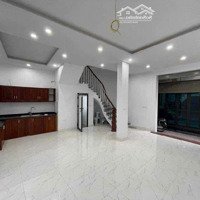 Bán Nhà Vĩnh Hưng 45M Lô Góc 10M Oto Chỉ 6.X Tỷ