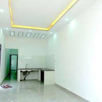 Bán Nhà Hẻm Đồng Nai - Nha Trang Giá Chỉ 2,45 Tỉ Sổ Đỏ Cầm Tay