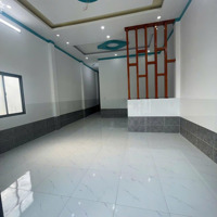 Chính Chủ Bán Nhà Đẹp Hướng Đông, 2 Phòng Ngủ Nhà Mới Xây. Hỗ Trợ Bank