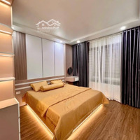 Bán Nhà Cổ Nhuế 32M2 Xây 5 Tầng, Mặt Tiền 5M 4 Thoáng, Oto Đỗ Cửa, Siêu Đẹp
