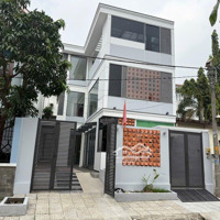 + Biệt Thự Giá Tốt Nhất Liền Kề Phú Mỹ Hưng , Ngay Cầu Phú Mỹ - Thích Hợp Ở Đầu Tư