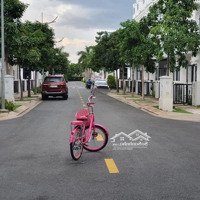 Chính Chủ Cần Bán Nhà Phố Sim City Quận 9 6X14 Xây Dựng 1 Trệch 2 Lầu Giá Bán 5.850 Tỷ Có Nhà Sẵn