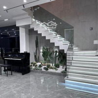 Mặt Tiền Kinh Doanh Sầm Uất, Đường 3/2, Phường 14, Quận 10.Diện Tích: 4M X 19M Giá Bán 24 Tỷ Thương Lượng