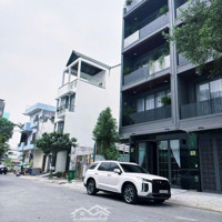 Nhà Đẹp Sang Chảnh
-Bán Nhà Mặt Tiền Đường Số,Kdc Phú Mỹ,Q7..Liền Kề Phú Mỹ Hưngdiện Tích5X18M Nhà
