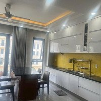 Cho Thuê Hầm+3 Tầng Nhà Hoàn Thiện Giá 30 Triệu/Tháng, Có Thang Máydiện Tích7X20 Kđt Vạn Phúc