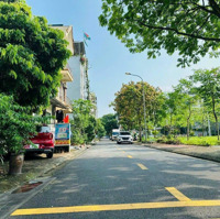 Hoa Hậu Khu Đất Đẹp Tđc Giang Biên,Lb.
Diện Tích 60M2
Mặt Tiền Gần 5M.
Hướng Đông Nam,View Vườn Hoa