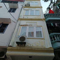 Nhà Văn Quán, Gần Hồ, Đường Thông, Xe Đỗ Cửa