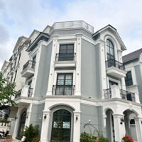 Căn Biệt Thự Boutique Villa View Công Viên