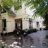 Bán Nhà Góc 2 Mặt Tiền Phạm Ngọc Thạch - Dt: 10 X 20M - 3 Lầu - Hđt: 290 Triệu/Tháng - Giá: 130 Tỷ