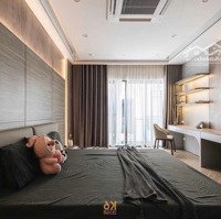 Siêu Phẩm Nhà Mới Đang Hoàn Thiện Lô Góc Thang Mmàyull Nội Thất Diện Tích: 45M2X 6 Tầng Giá 8.7 T Ỷ.