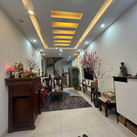 - Trung Tâm Quận Hai Bà Trưng - Ngõ 424 Trần Khát Chân - Gần Ô Tô. Diện Tích: 36M2 - 5 Tầng - 3 Ngủ. 6.79 Tỷ
