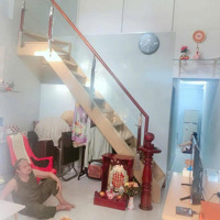 Chủ Gởi Bán Nhà 1T1L.diện Tích64M2 Sổ Riêng Thổ Cư 100% Đường Oto Thông Kdc Hóa An. Giá Chỉ 2 Tỷ 250