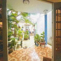 Chủ Gởi Bán Nhà Rộng 105M2 (5M X 21M) Sổ Riêng Thổ Cư 100% Đường Oto Ngay Chợ Hóa An. Giá Chỉ 2 Tỷ
