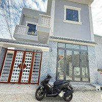 Chủ Gởi Bán Nhà 1 Trệt 1 Lầu.diện Tích64M2 (Ngang 8M) Sổ Riêng Thổ Cư 100% P. Bửu Hòa. Giá Chỉ 2,350 Tỷ