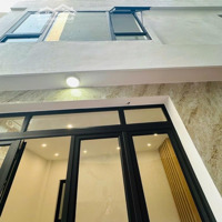 Chỉ Hơn 4 Tỷ - Nhà Thượng Thanh - Lô Góc - 3 Thoáng - Ô Chờ Thang Máy - Mới Keng