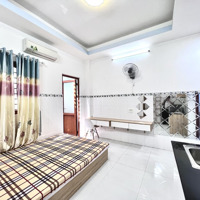 Cho Thuê Studio Balcon 25M2 Thang Máy Máy Giặt Riêng Full Nt 3Ng2Xe Ngay Đh Kinh Tế Ueh Quận 10
