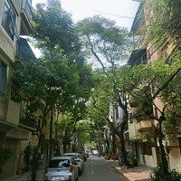 An Xá, Ba Đình.diện Tích58M2 X 2 Tầng,Mặt Tiền4,2M, Giá Bán 4,3 Tỷ. Gần Phố, Ngõ 3 Gác, Ba Bước Ra Ô Tô.
