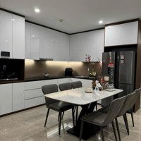 Chuyển Công Tác Cần Bán Gấp Căn Hộ Vĩnh Hội 2 Phòng Ngủsổ Hồng Riêng, 78M2 Giá Tốt 1Ty740