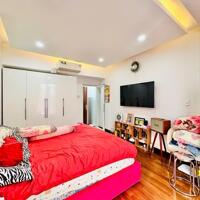 NHÀ ĐẸP HẺM XE HƠI THÔNG 1 TRỤC, HUỲNH VĂN BÁNH, PN, 4 TẦNG, 5PN, 50M2 NHỈNH 11 TỶ
